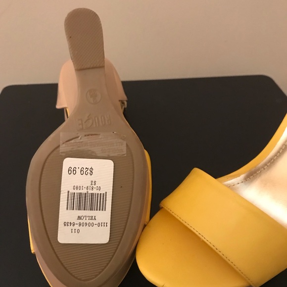 Yellow and Tan Wedge Heels - Picture 5 of 6